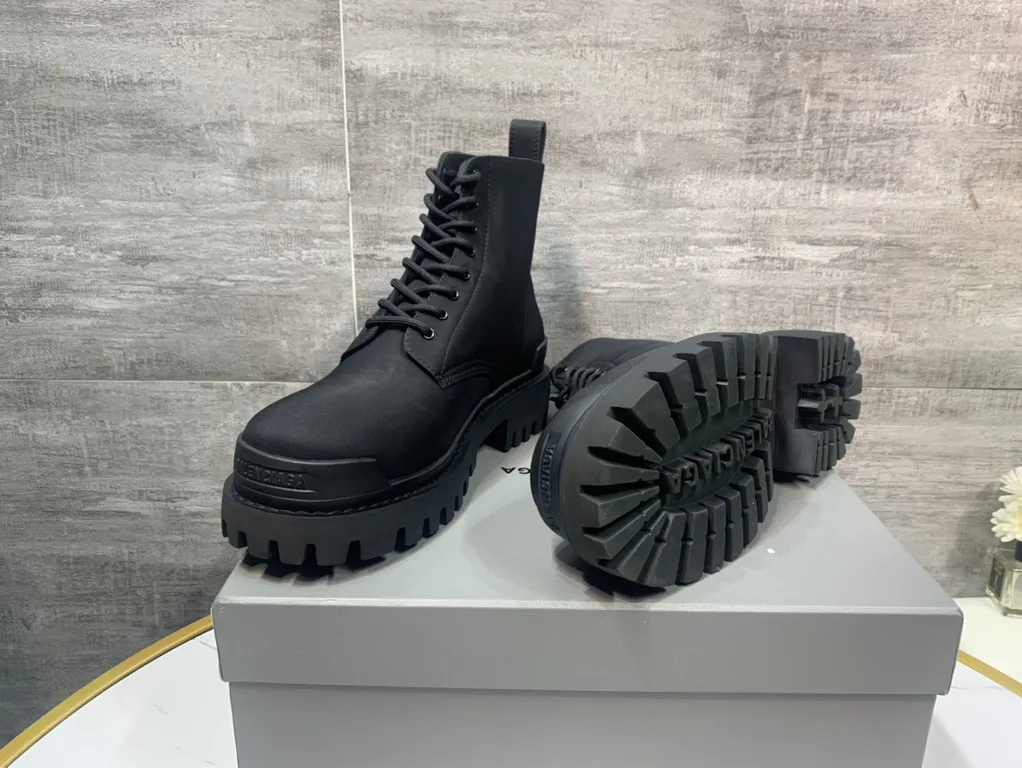 Balenciaga Shoe 